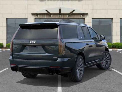 New 2026 Cadillac Escalade ESV V image 5