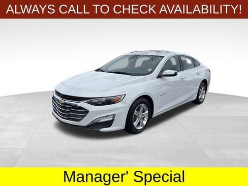 Used 2024 Chevrolet Malibu LT FWD image 3