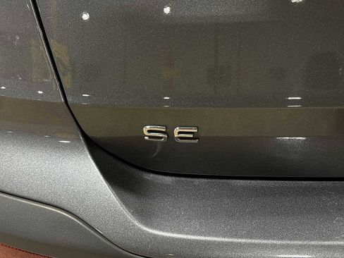 Used 2022 Volkswagen Taos SE image 26