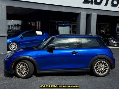 Used 2025 MINI Cooper S FWD image 3