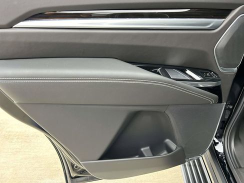 New 2026 Cadillac Escalade Luxury w/ Touring Package image 18