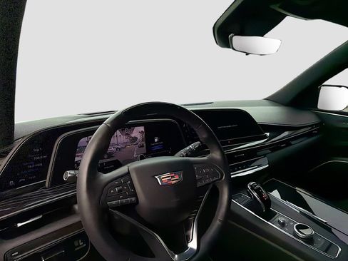 Certified 2023 Cadillac Escalade Sport RWD image 28