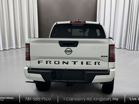New 2026 Nissan Frontier SV w/ Tow Package AWD/4WD image 6
