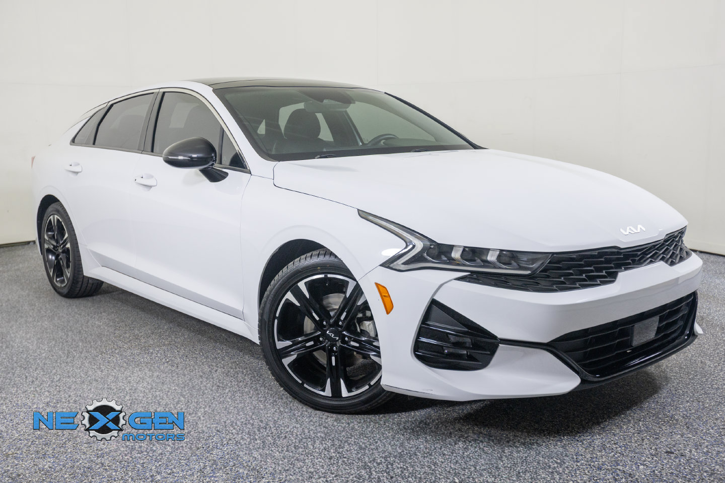 Used 2022 Kia K5 GT-Line w/ GT-Line FWD Premium Package image 1