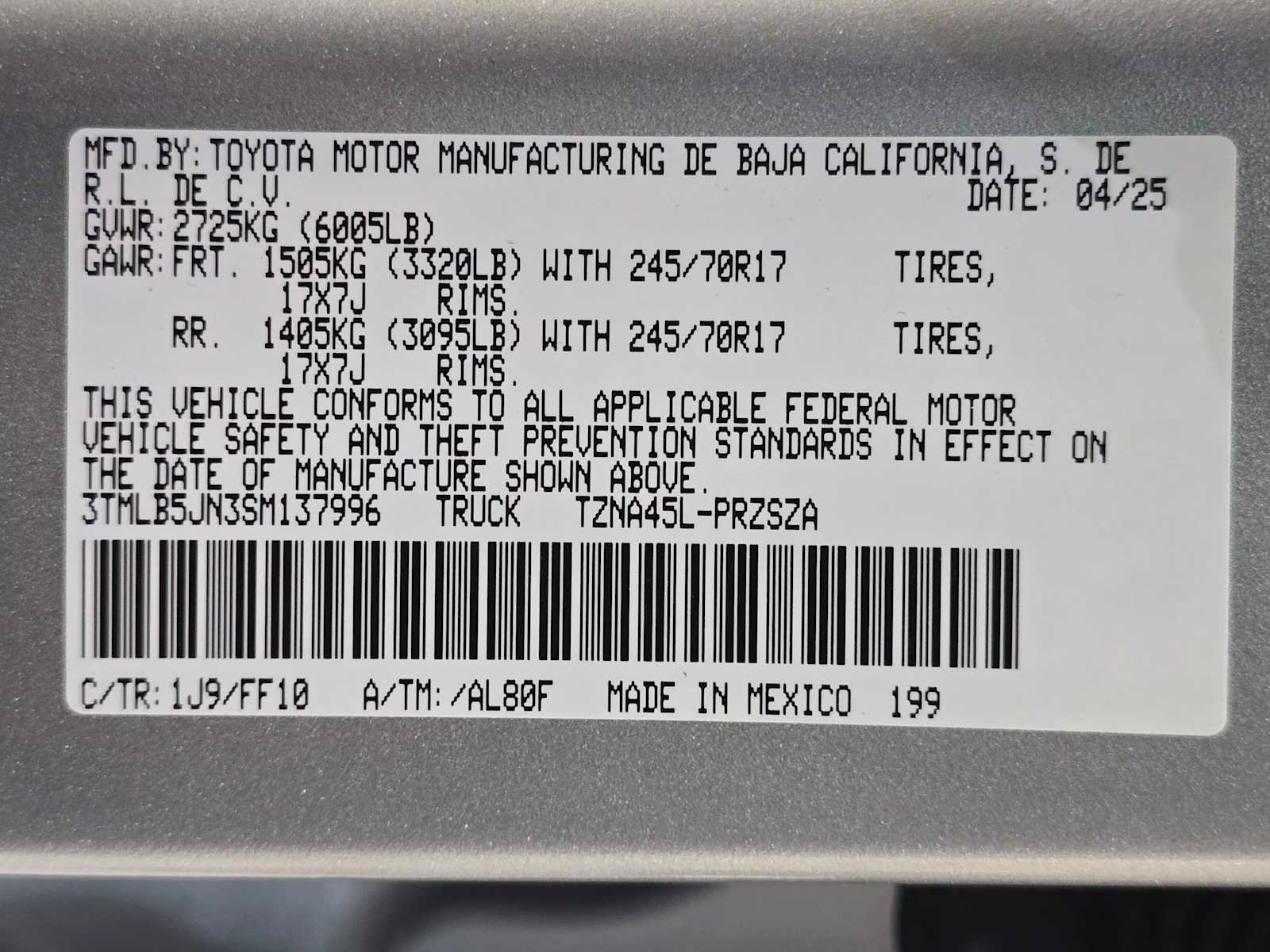 Certified 2025 Toyota Tacoma SR5 AWD/4WD image 30