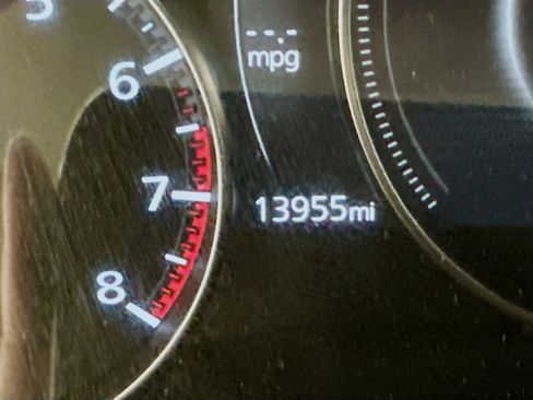 Used 2025 MAZDA CX-50 AWD 2.5 S w/ Premium Package image 19