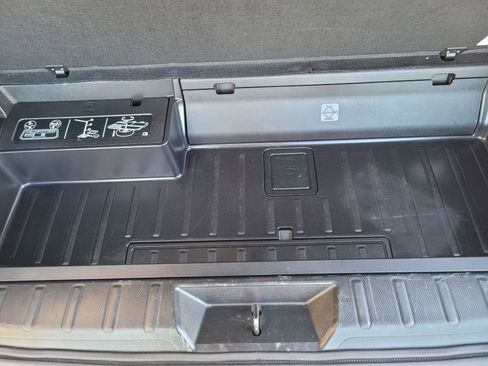 Used 2022 Subaru Ascent Limited w/ Technology Package image 61