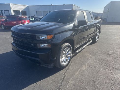 Used 2019 Chevrolet Silverado 1500 Custom w/ Infotainment Package image 9