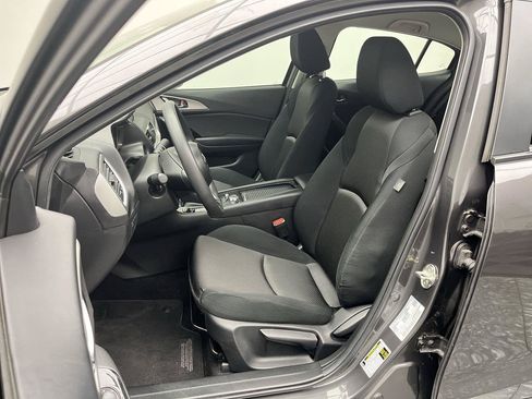 Used 2017 MAZDA MAZDA3 Sport FWD image 8