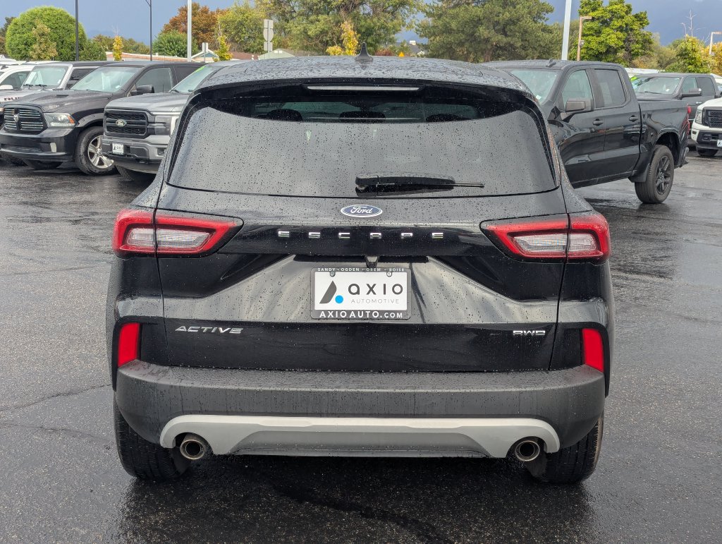 Used 2025 Ford Escape Active AWD/4WD image 6