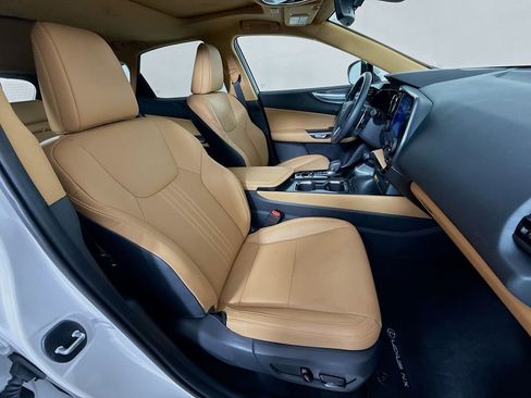 Certified 2025 Lexus NX 250 250 Premium image 29