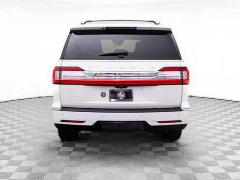 Used 2021 Lincoln Navigator Reserve w/ Luxury Package image 5