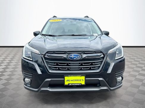 Used 2022 Subaru Forester Premium AWD/4WD image 2
