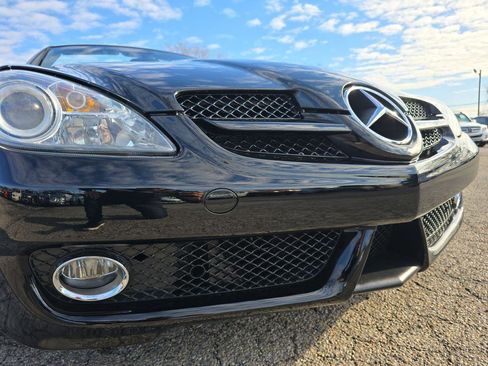 Used 2011 Mercedes-Benz SLK 300 image 31