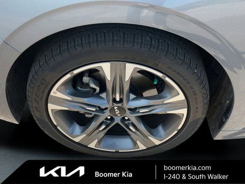 Used 2024 Kia K5 EX w/ EX Premium Package FWD image 9