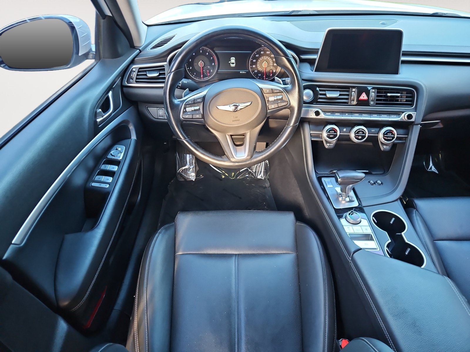 Used 2019 Genesis G70 2.0T Advanced AWD/4WD image 10