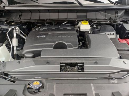Used 2023 Nissan Pathfinder SL AWD/4WD image 13