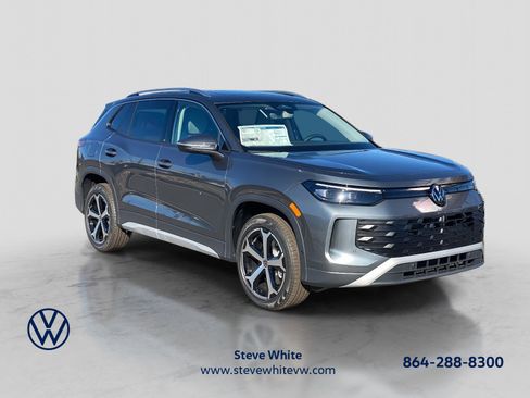 New 2026 Volkswagen Tiguan SE AWD/4WD image 1