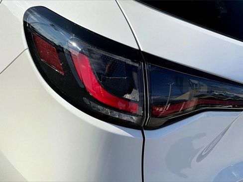 New 2026 Honda HR-V LX image 14