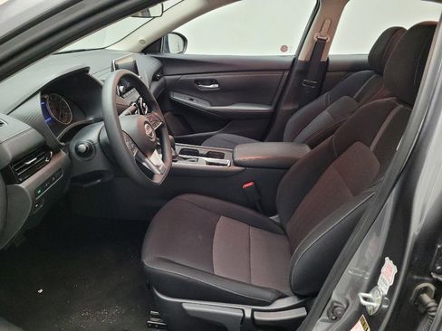 Used 2025 Nissan Sentra SV image 17