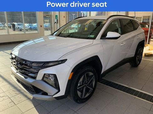 New 2026 Hyundai Tucson SEL image 2