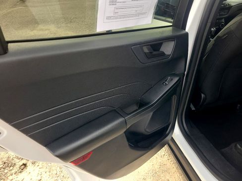 Used 2023 Ford Escape Active image 12