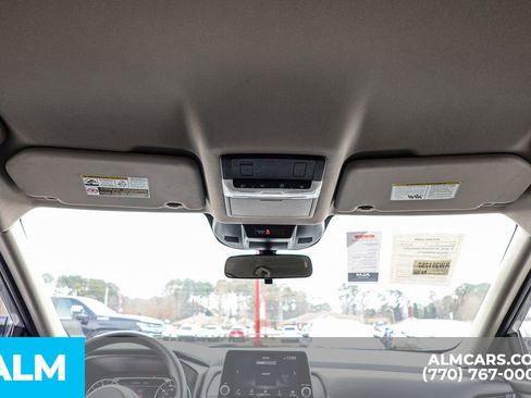 Used 2024 Nissan Rogue SV FWD image 59
