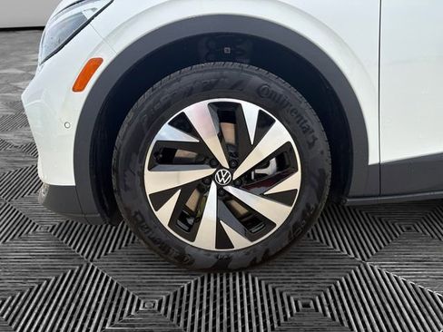 New 2025 Volkswagen ID.4 Pro image 14