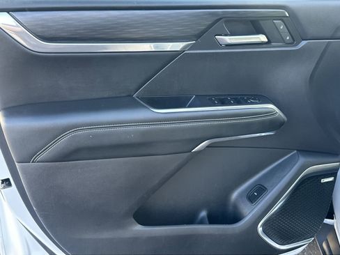 Certified 2025 GMC Acadia Elevation image 14