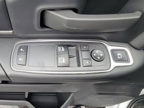 New 2023 RAM 3500 Tradesman image 18