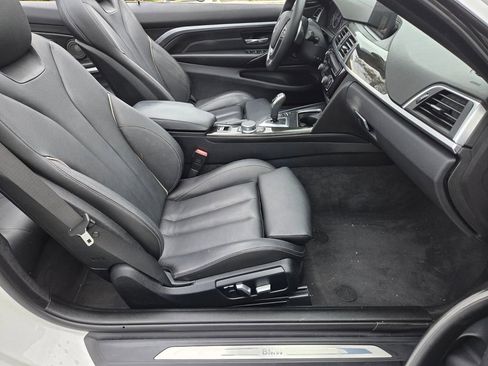 Used 2019 BMW 440i Convertible RWD image 16