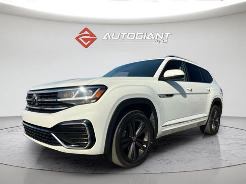 Used 2022 Volkswagen Atlas SEL R-Line AWD/4WD image 12