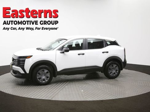 Used 2025 Nissan Kicks S image 57