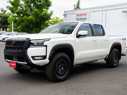 New 2026 Nissan Frontier PRO-4X w/ Tow Package AWD/4WD image 3