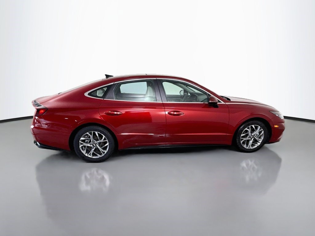 Used 2023 Hyundai Sonata SEL w/ Convenience Package FWD image 11