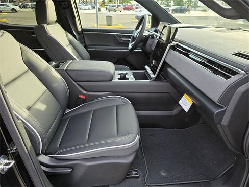 New 2026 GMC Sierra EV Elevation image 11