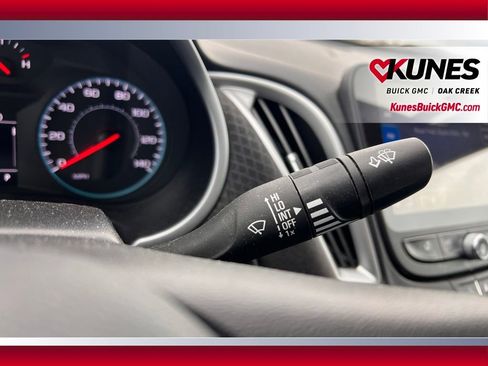 Used 2024 Chevrolet Malibu LT image 18