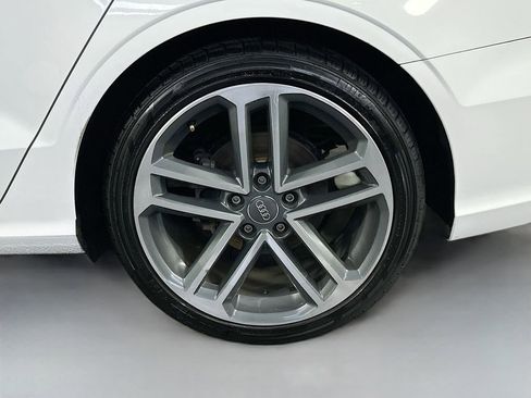 Used 2018 Audi A3 2.0T Premium FWD image 34