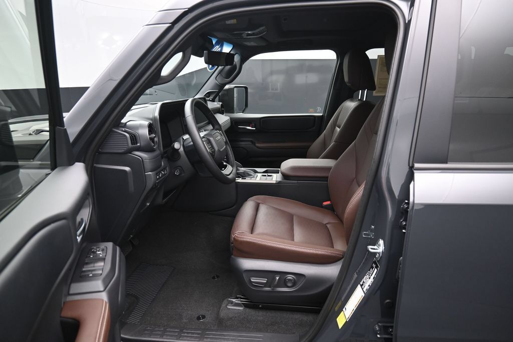 Certified 2026 Toyota Land Cruiser w/ Premium Package AWD/4WD image 9