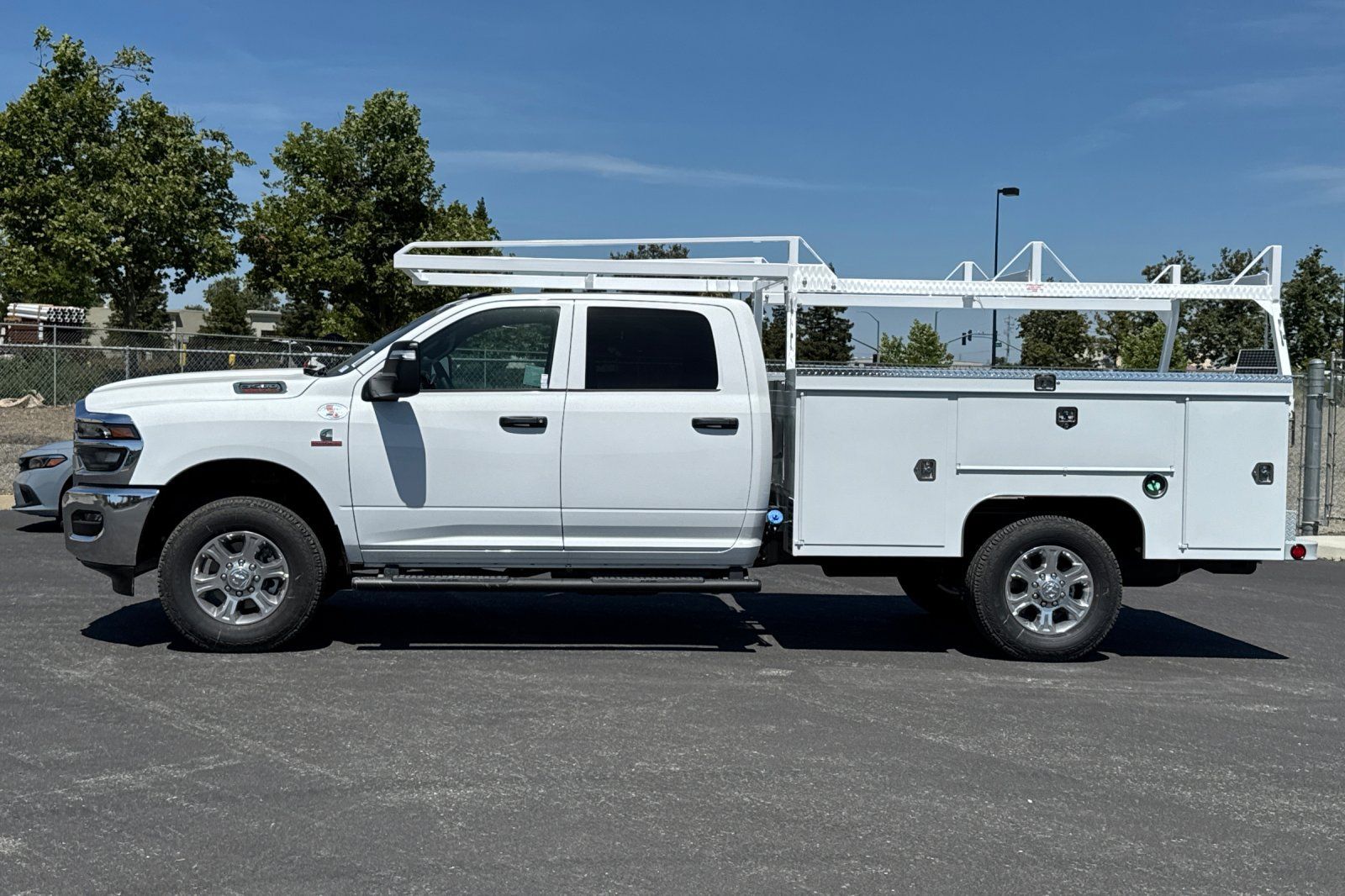 New 2026 RAM 3500 Tradesman w/ Chrome Appearance Group A AWD/4WD image 6