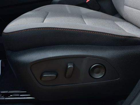 New 2026 Chevrolet Traverse LT w/ LPO, Floor Liner Package FWD image 13