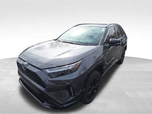 Used 2022 Toyota RAV4 XSE w/ XSE Grade Weather Package image 13