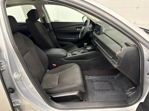 Certified 2024 Honda Accord EX image 22