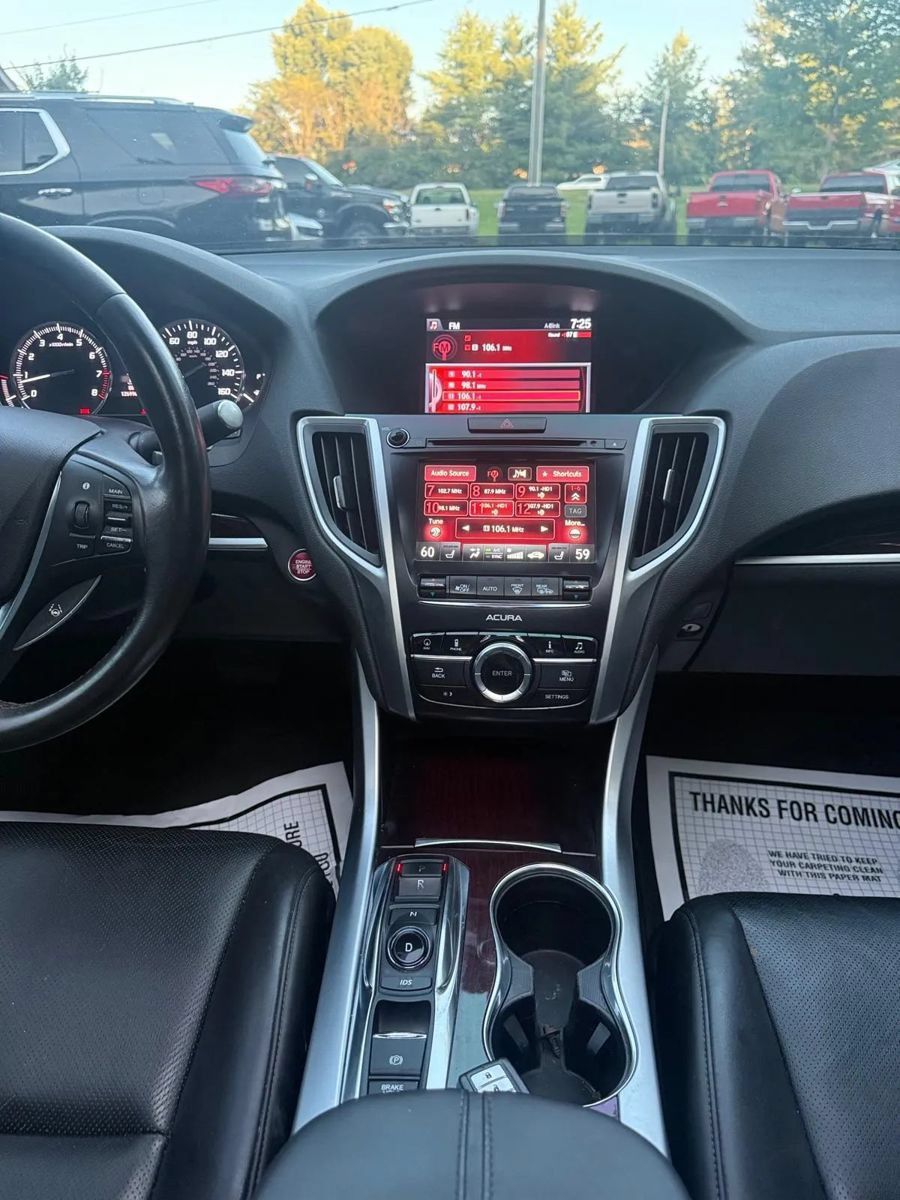 Used 2015 Acura TLX w/ Technology Package FWD image 18
