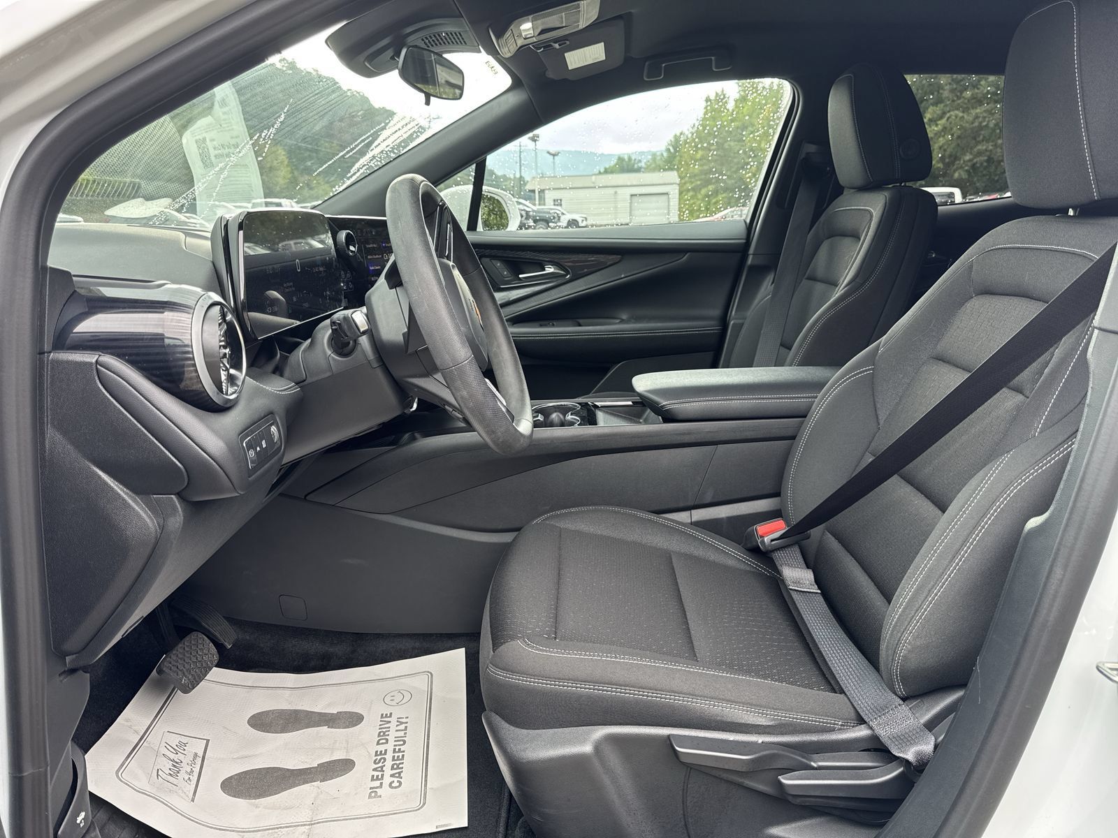 Used 2025 Chevrolet Blazer EV LT FWD image 14