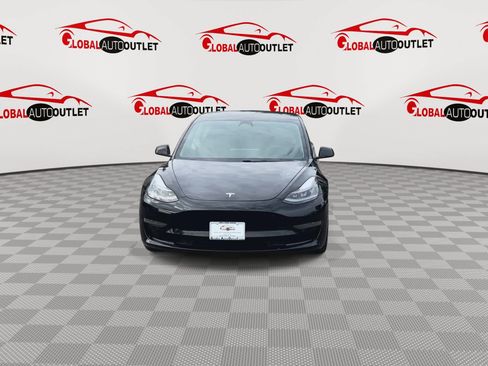 Used 2021 Tesla Model 3 Standard Range Plus RWD image 3