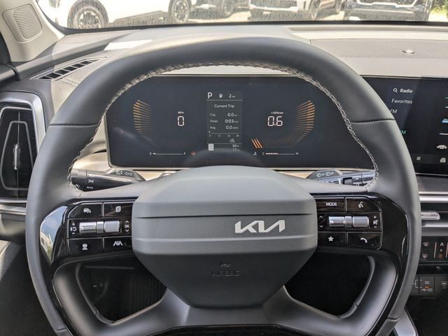 New 2026 Kia Sorento LX FWD image 30