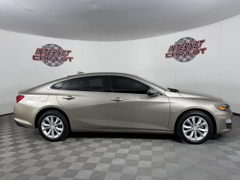 Used 2023 Chevrolet Malibu LT w/ Driver Confidence Package FWD image 8