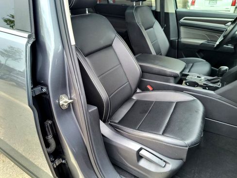 Used 2022 Volkswagen Atlas SE image 23