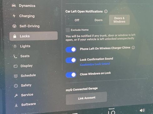 Used 2022 Tesla Model Y Performance AWD/4WD image 27